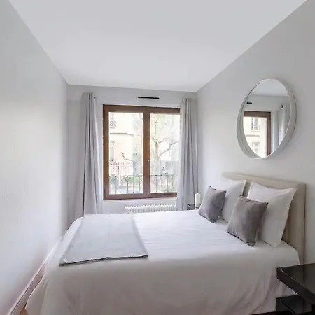 Spacious 3br - Sleeps 10 - Trocadero