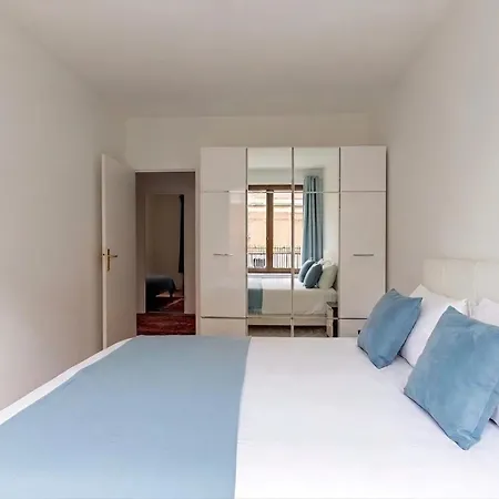 Spacious 3br - Sleeps 10 - Trocadero Apartment Paris