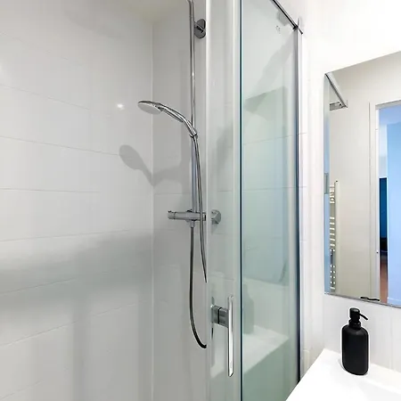 Spacious 3br - Sleeps 10 - Trocadero Apartment Paris