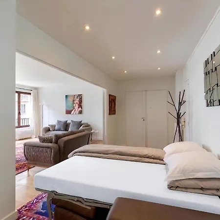 Spacious 3br - Sleeps 10 - Trocadero * Paris